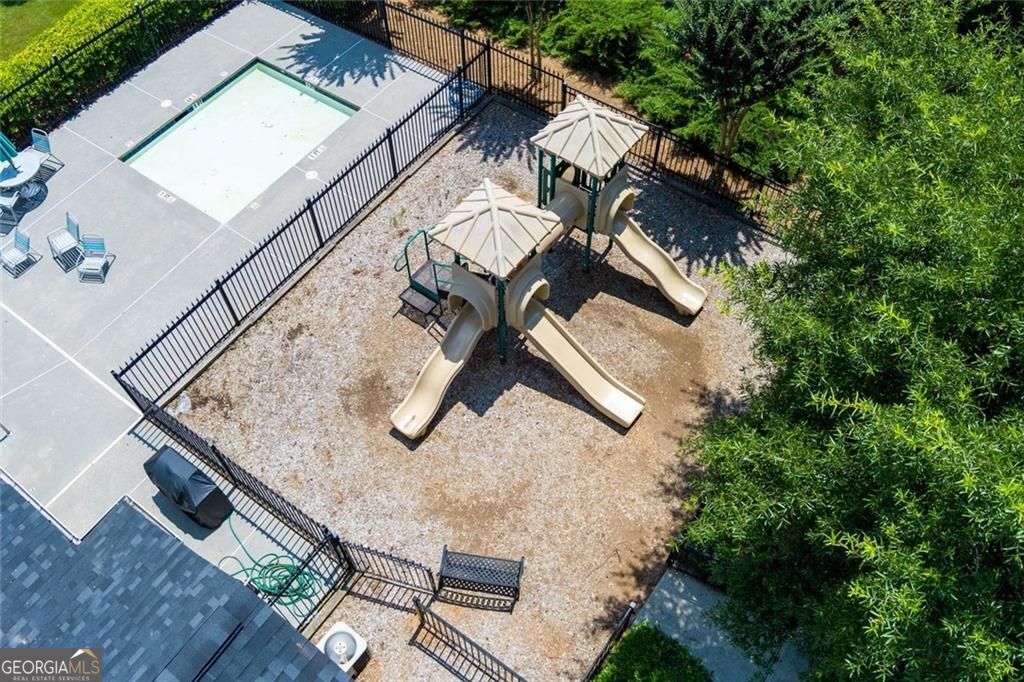 Glen Brooke - Residential