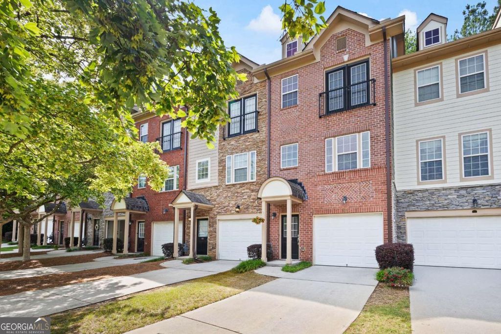 Photo of 1419 Ashford Creek Circle NE, Atlanta, GA 30319 (MLS # 10768615)
