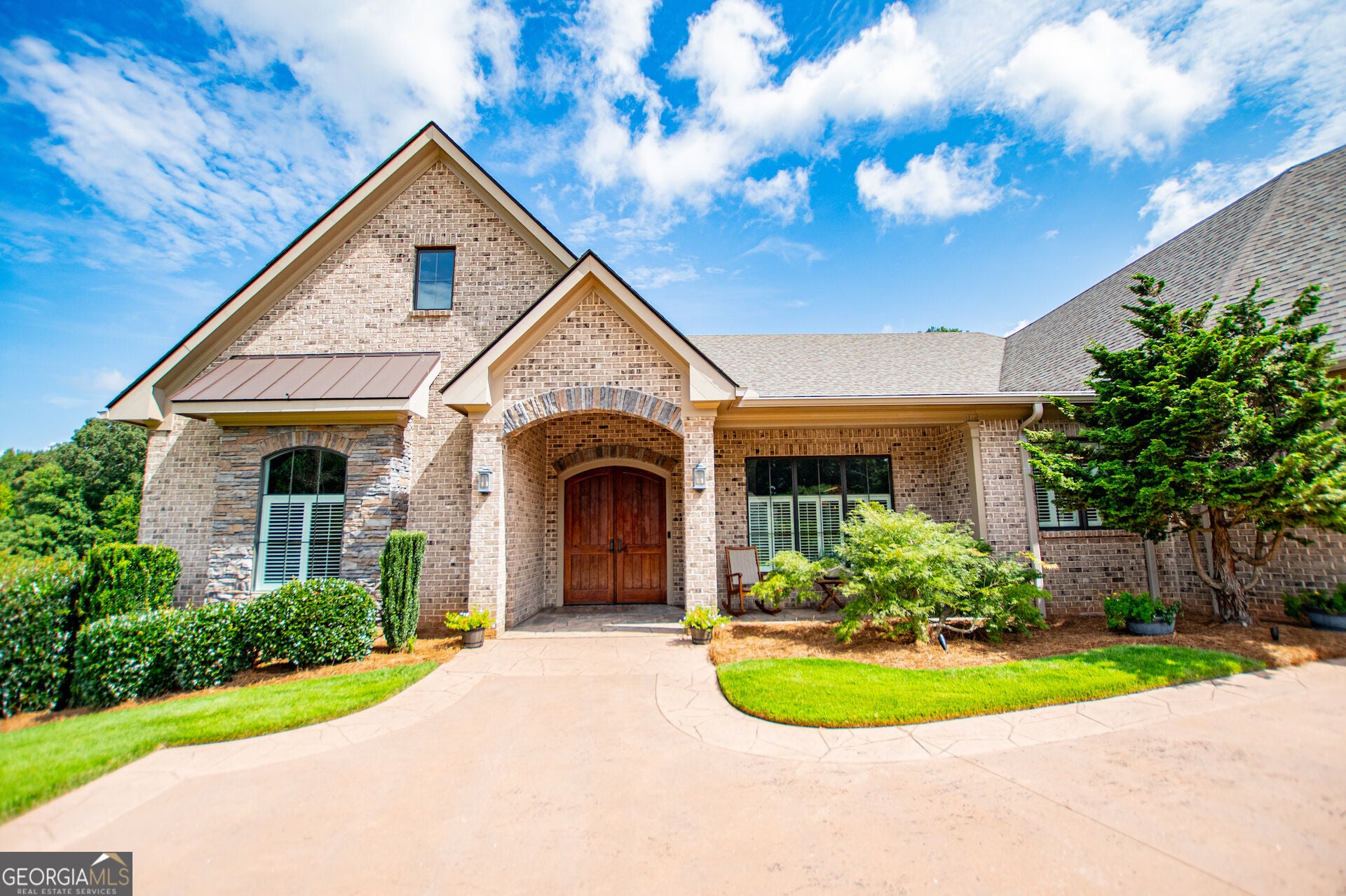 109 Carson PL