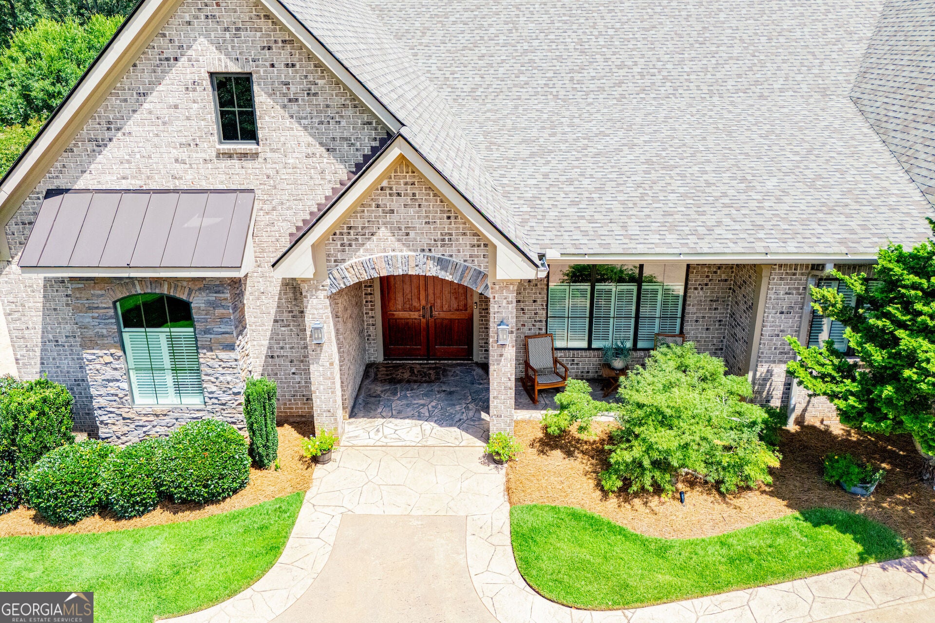 109 Carson PL