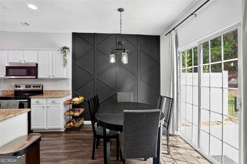 WEATHERSTONE - Residential