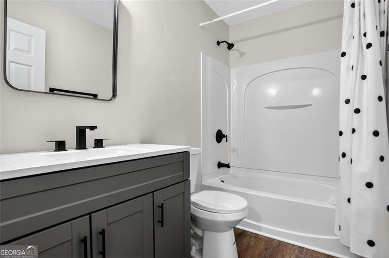 WEATHERSTONE - Residential