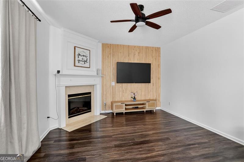 WEATHERSTONE - Residential