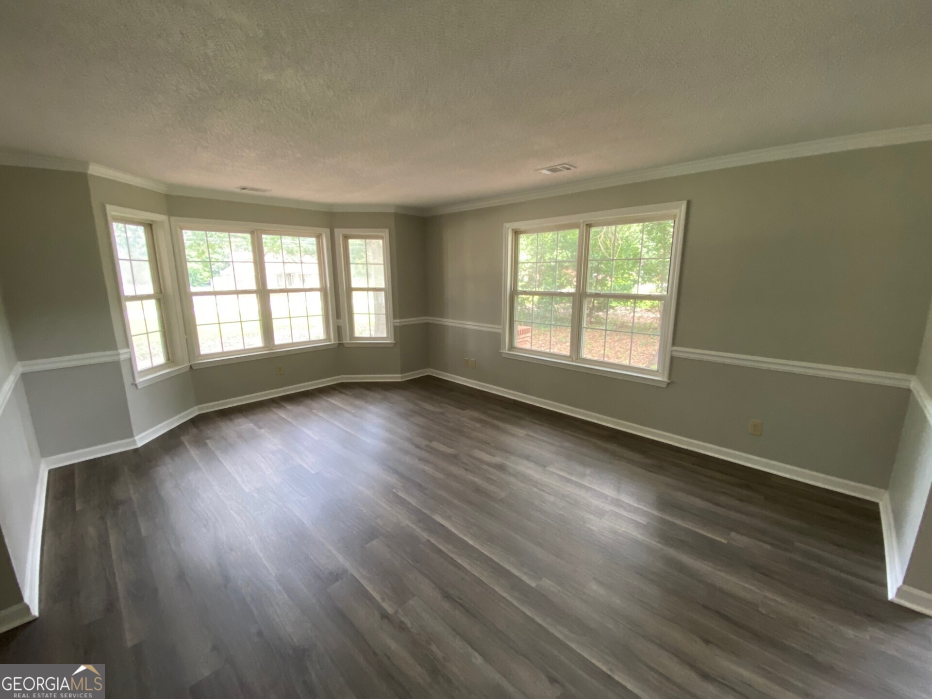111 Troutman DR