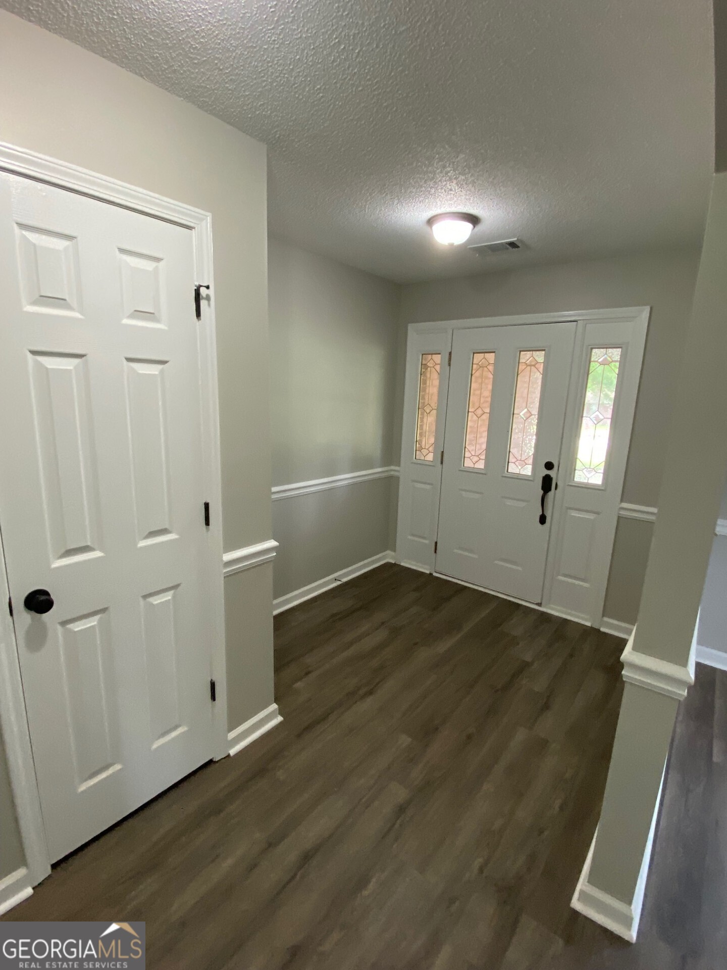 111 Troutman DR