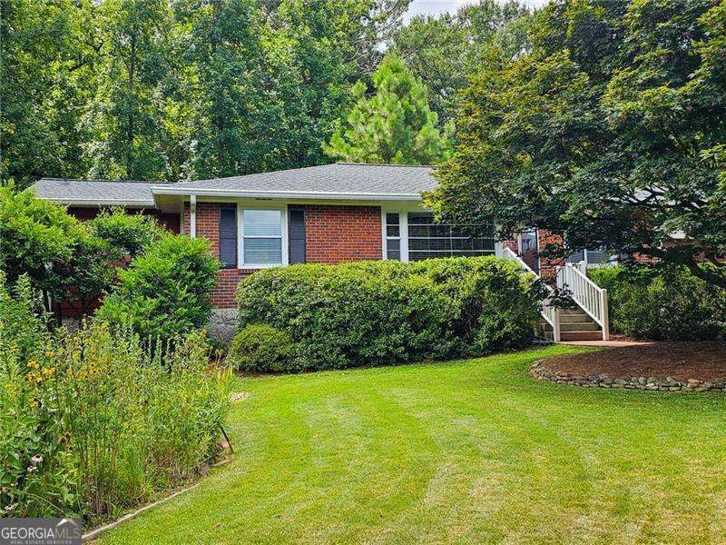 2461 Woodridge DR