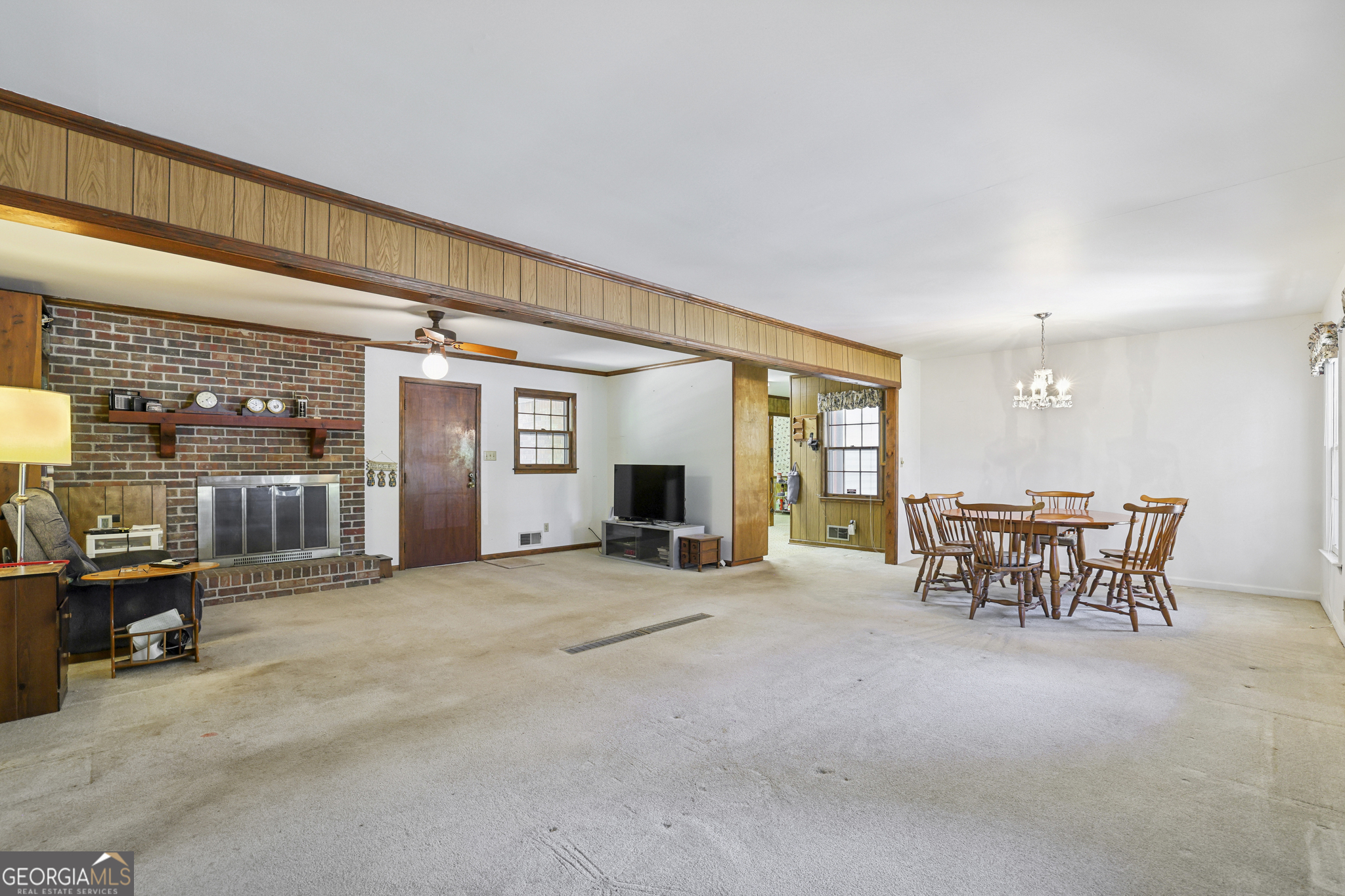 640 Smithstone RD SE