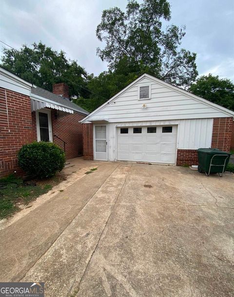 A home in Elberton