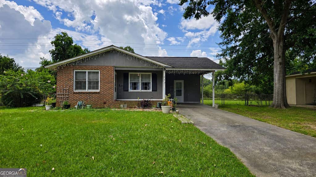 Photo of 223 Meadowridge Drive, Warner Robins, GA 31093 (MLS # 10819953)