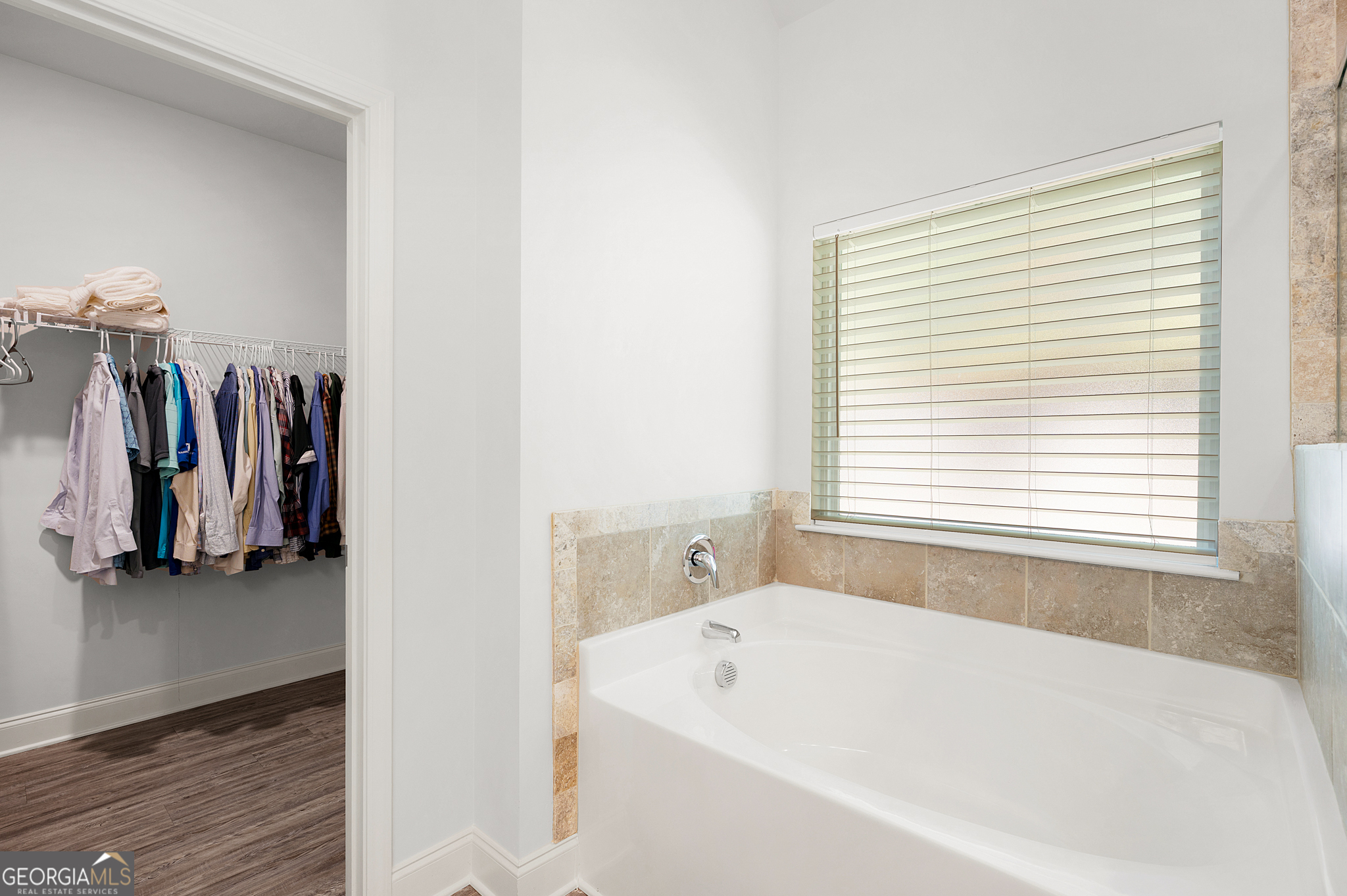 Commons At The Adares - Residential