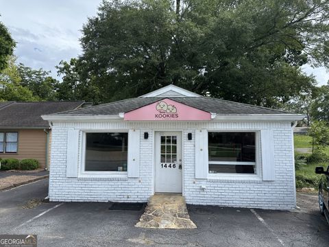 1446 Roswell ST Smyrna GA 30080