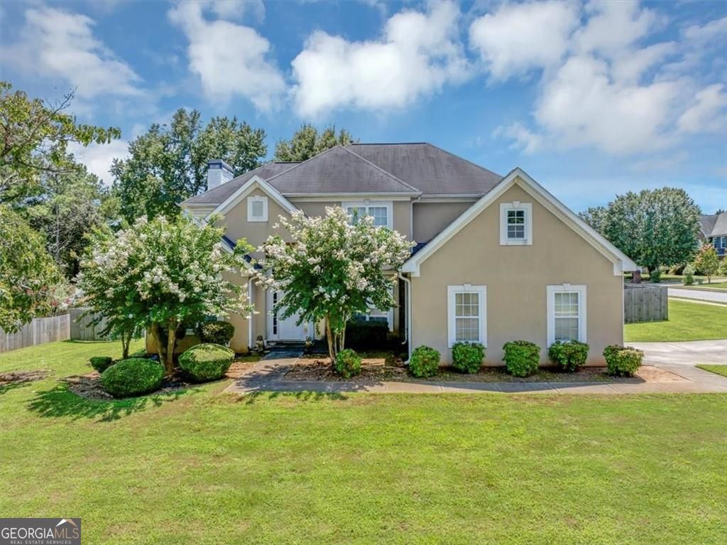 Photo of 646 Autumn Leaf Circle, McDonough, GA 30253 (MLS # 10656303)