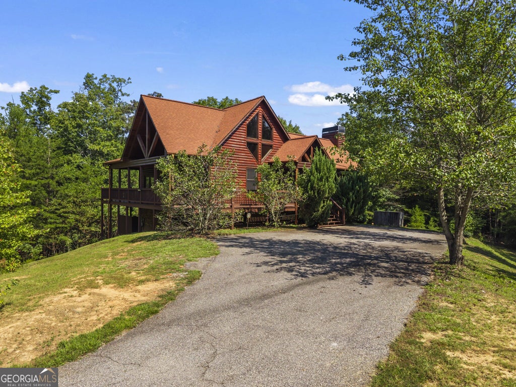 Photo of 45 Whispering Lane, Blue Ridge, GA 30513 (MLS # 10849658)