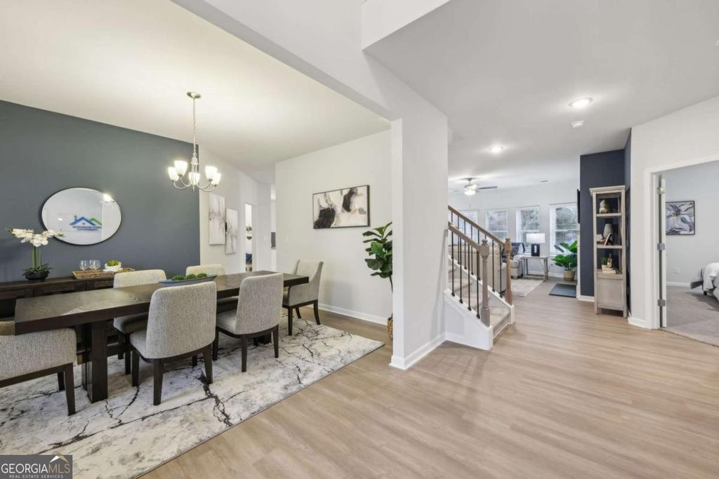 Photo of 1302 Stephens View Drive, Loganville, GA 30052 (MLS # 10709075)