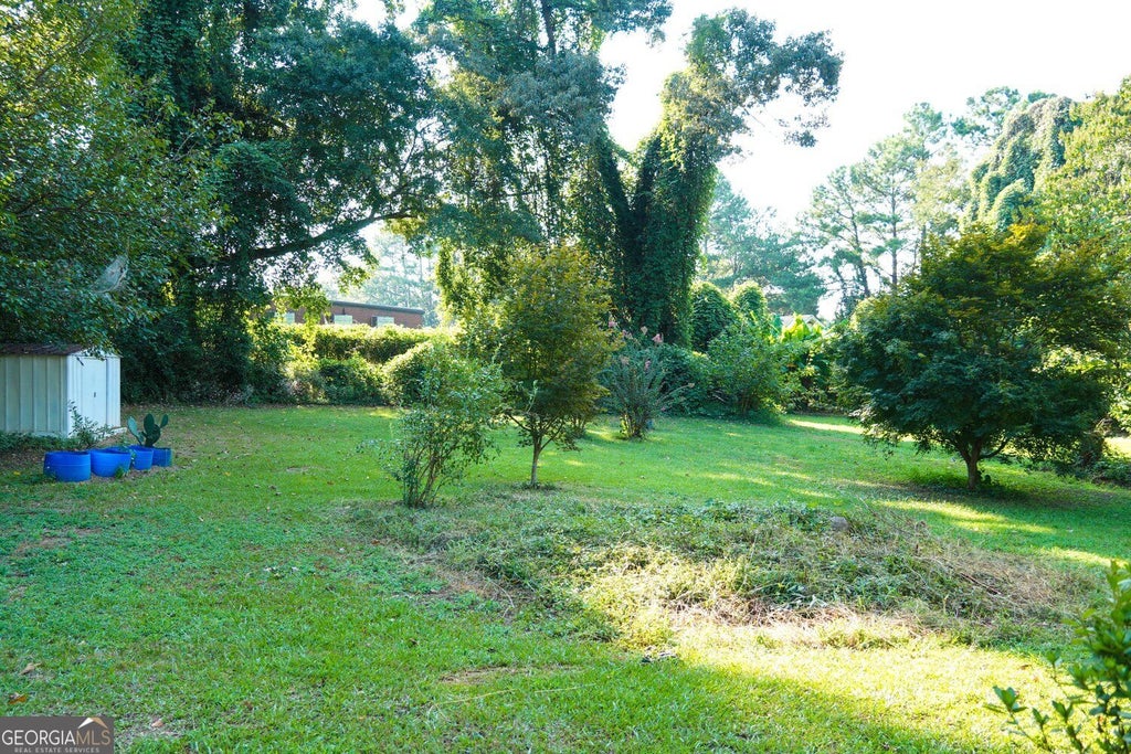 Photo of 927 Rowland Street, Clarkston, GA 30021 (MLS # 10846743)