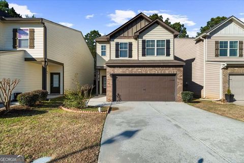 Photo of 27 Longleaf Circle, Fairburn, GA 30213 (MLS # 10674503)