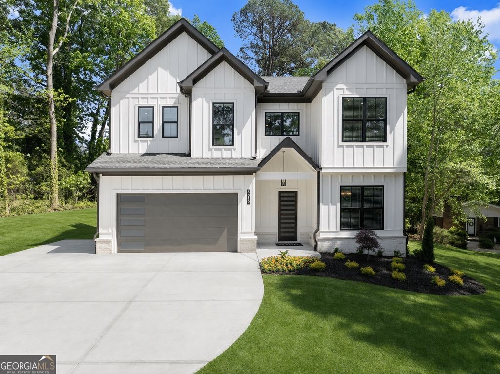 Photo of 5019 Nichols Drive, Flowery Branch, GA 30542 (MLS # 10739539)