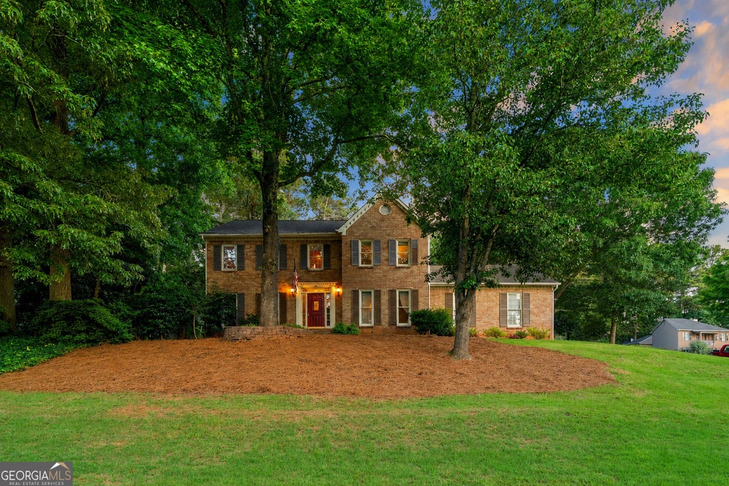 Photo of 1975 Vintage Drive, Snellville, GA 30078 (MLS # 10782798)