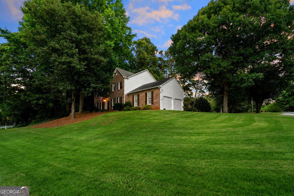 Photo of 1975 Vintage Drive, Snellville, GA 30078 (MLS # 10782798)