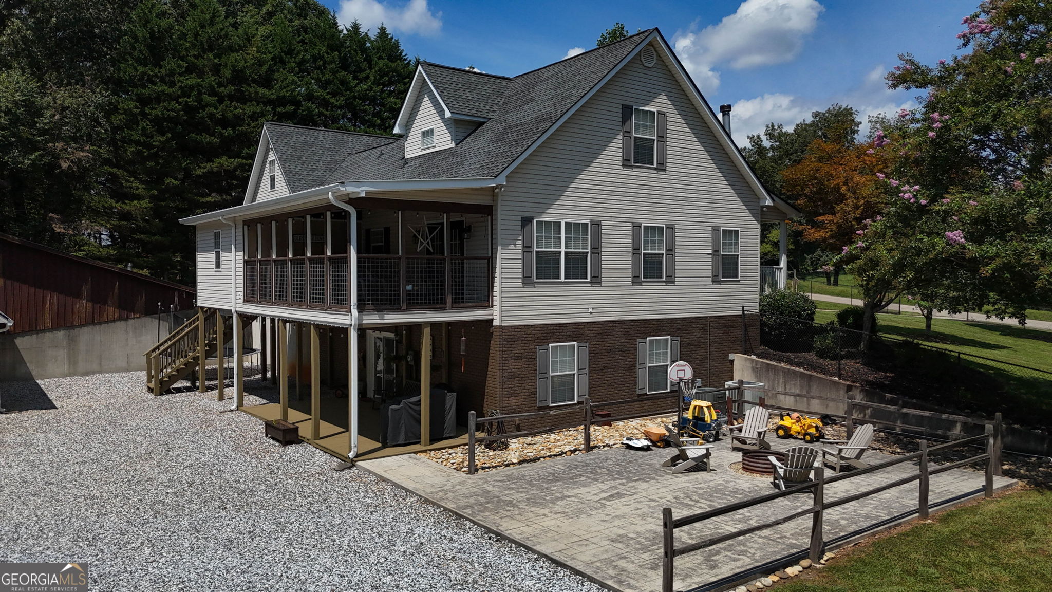 910 Wheeler RD