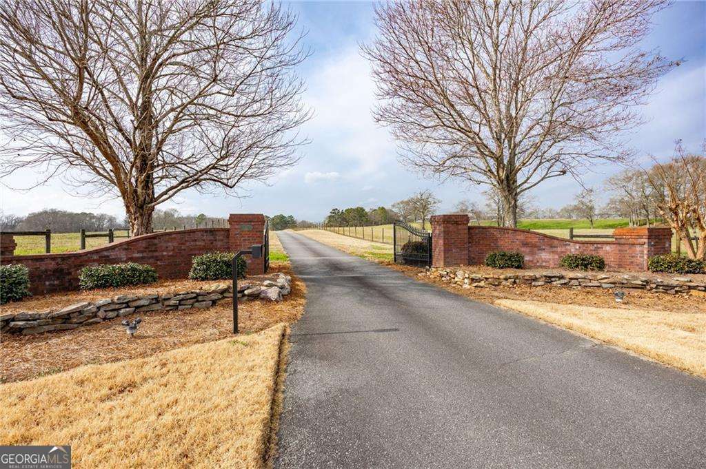 31 Old Hardin Bridge RD