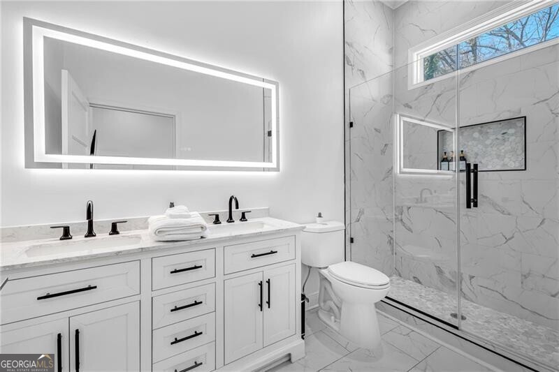 Atlanta, Georgia 30337, United States, 5 Bedrooms Bedrooms, ,4 BathroomsBathrooms,Residential,Active,105808