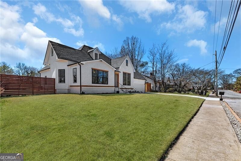 Atlanta, Georgia 30337, United States, 5 Bedrooms Bedrooms, ,4 BathroomsBathrooms,Residential,Active,105808