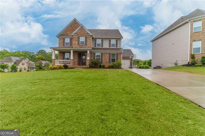 Hickory Manor - Residential