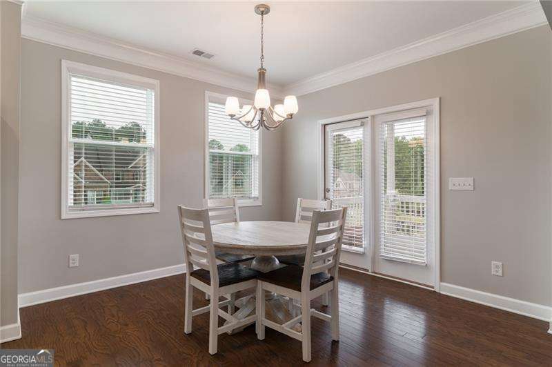 Hickory Manor - Residential