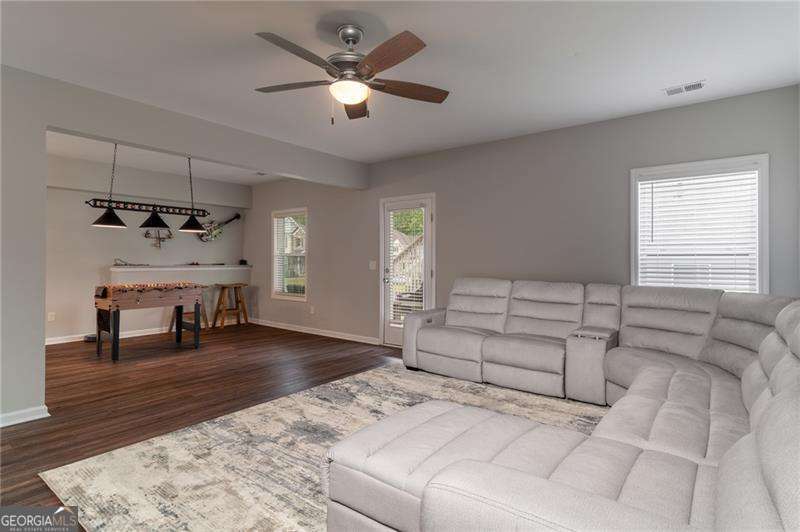 Hickory Manor - Residential