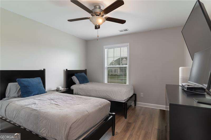 Hickory Manor - Residential