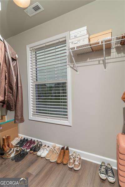 Hickory Manor - Residential