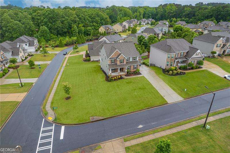 Hickory Manor - Residential