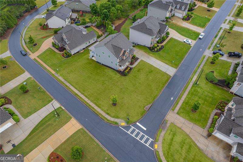 Hickory Manor - Residential