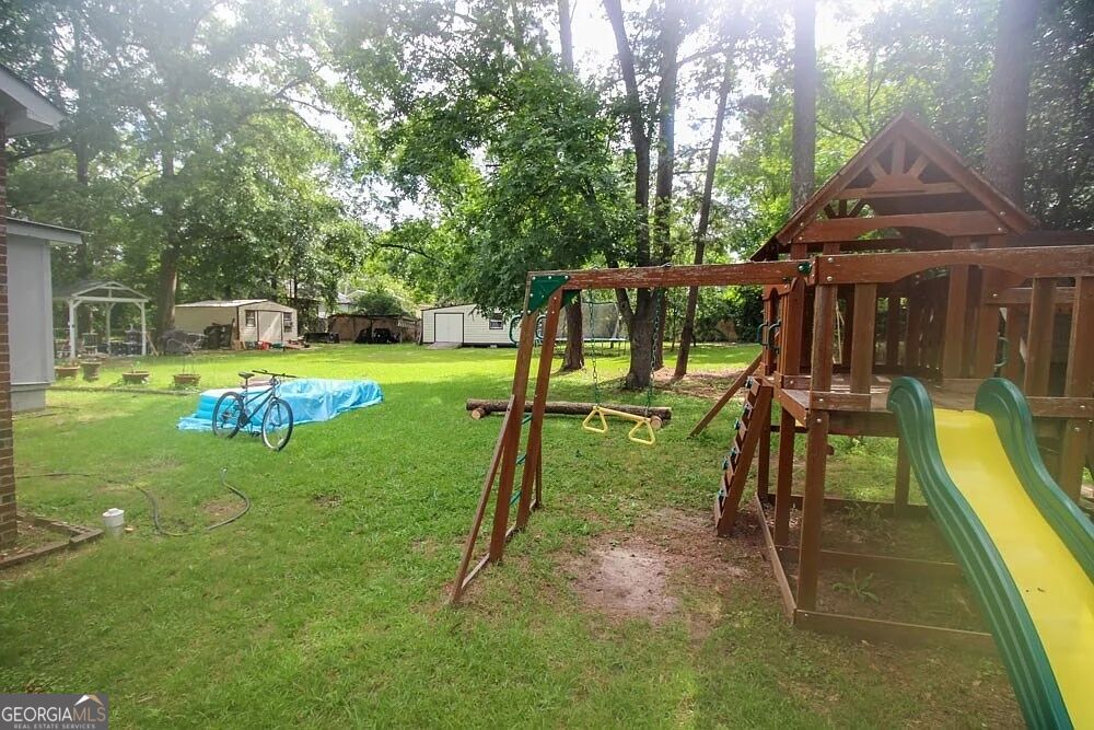7840 Fortson RD
