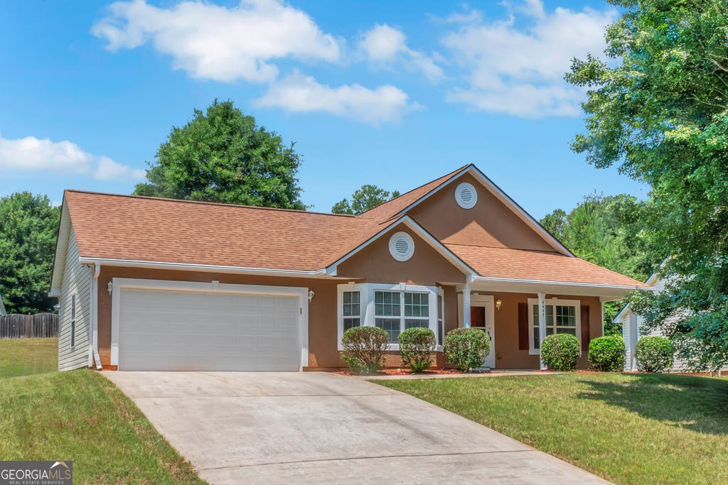 Photo of 4447 English Loop, Lithonia, GA 30038 (MLS # 10800832)