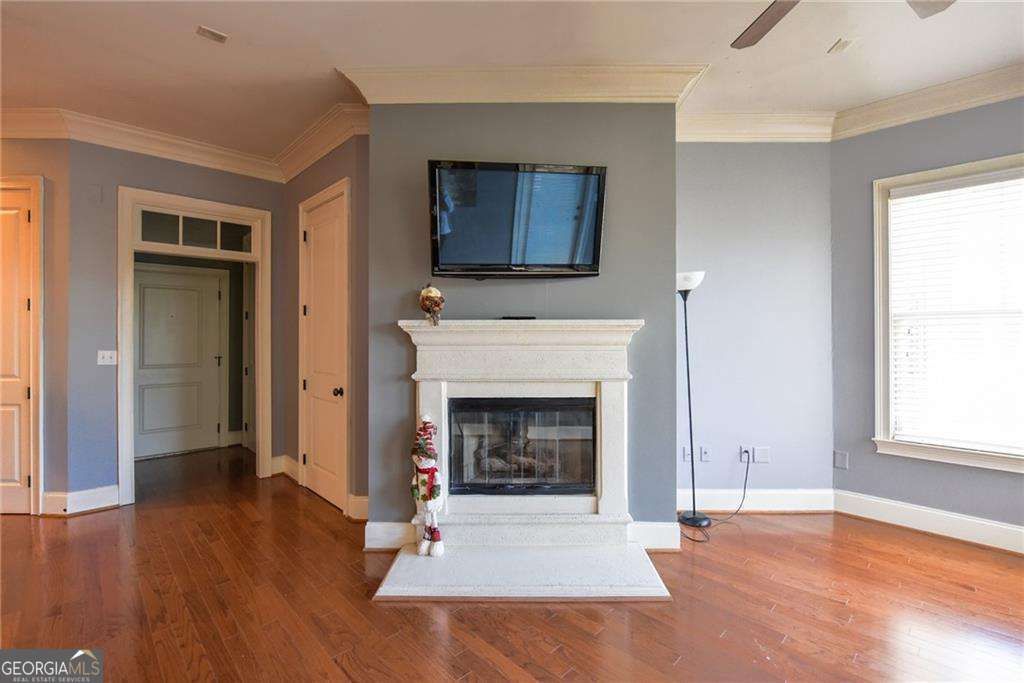 Photo of 3635 E Paces Circle NE #1407, Atlanta, GA 30326 (MLS # 10696648)