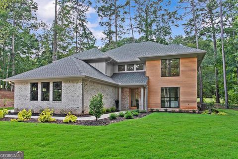Photo of 1721 Osprey Poynte, Greensboro, GA 30642 (MLS # 10643084)