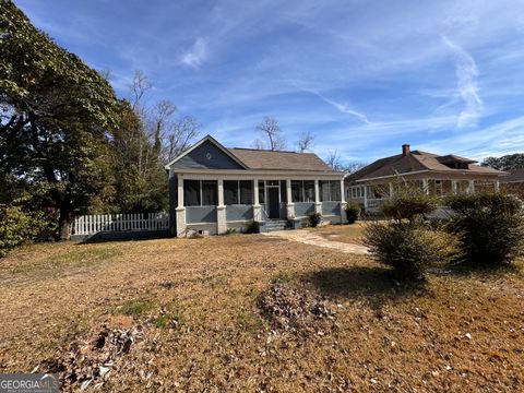Photo of 4052 Mikado Avenue, Macon, GA 31206 (MLS # 10653186)