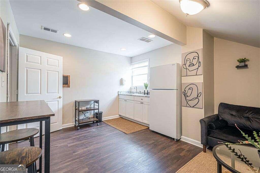 NONE - Commercial Lease