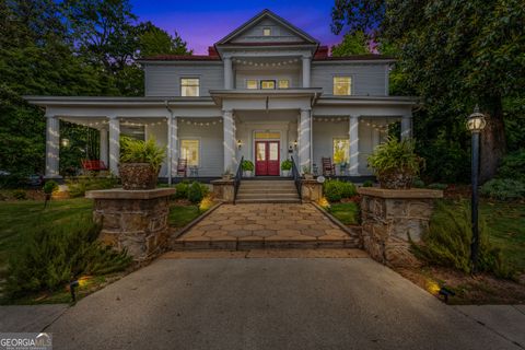 252 Seavy ST Senoia GA 30276