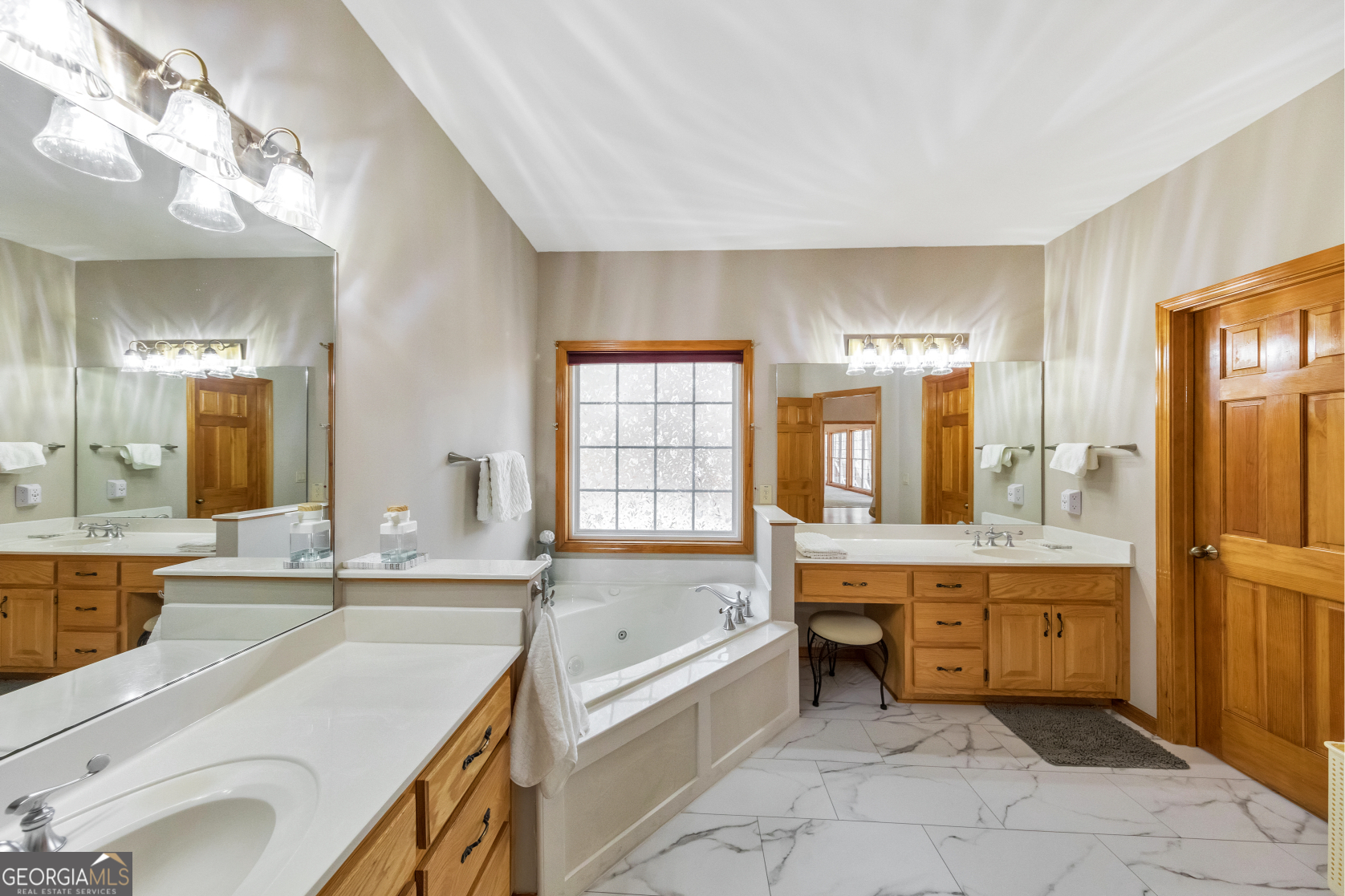 5940 Old Stilesboro RD NW