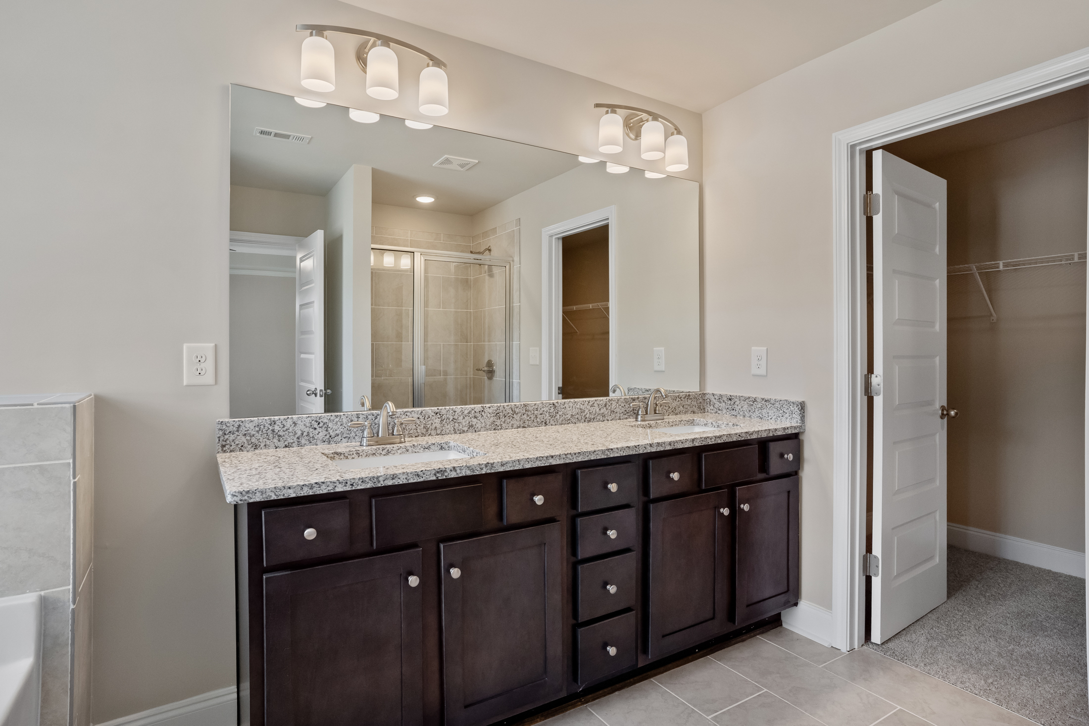 Paces Estates - Residential