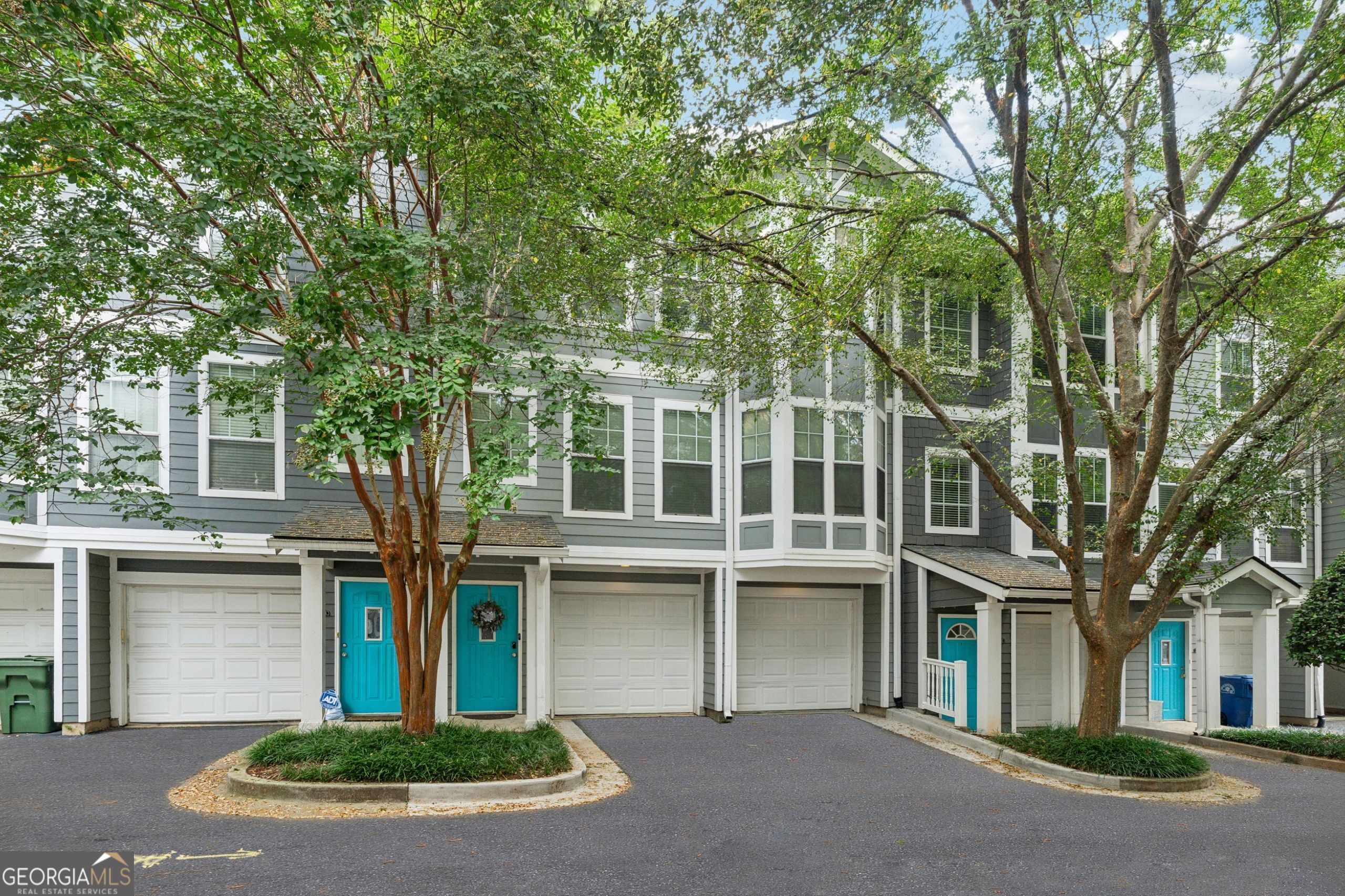 1105 Park Row South SE