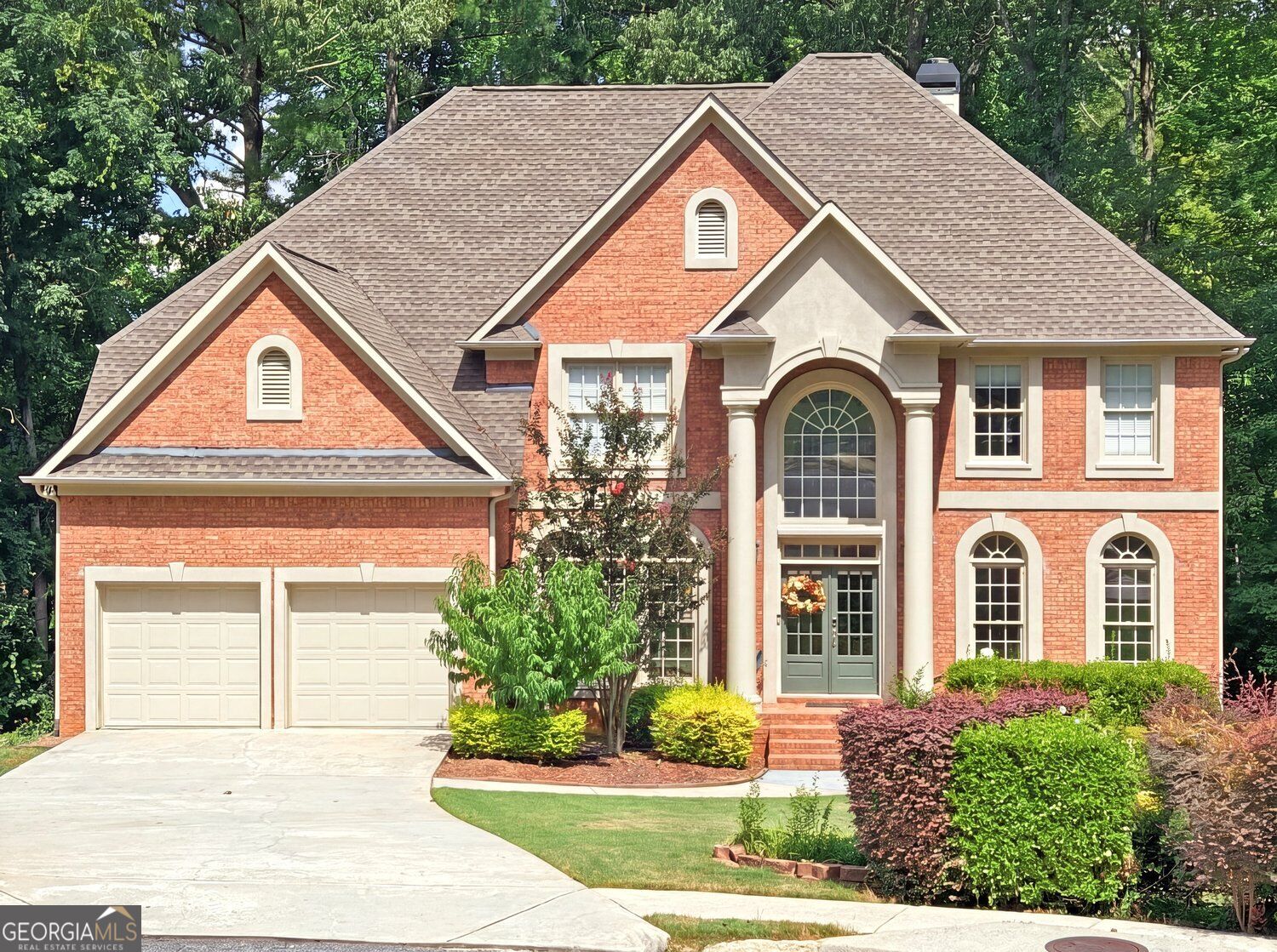 1420 Cresthaven RD