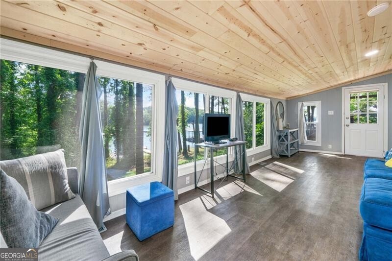135 Marina CT