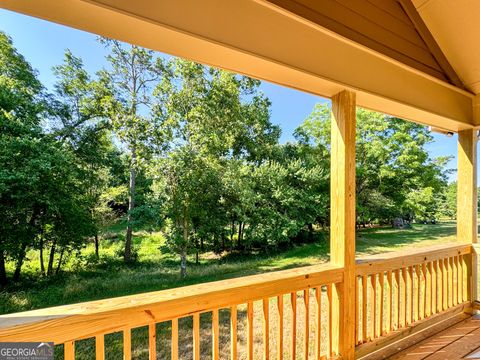 A home in Mount Airy