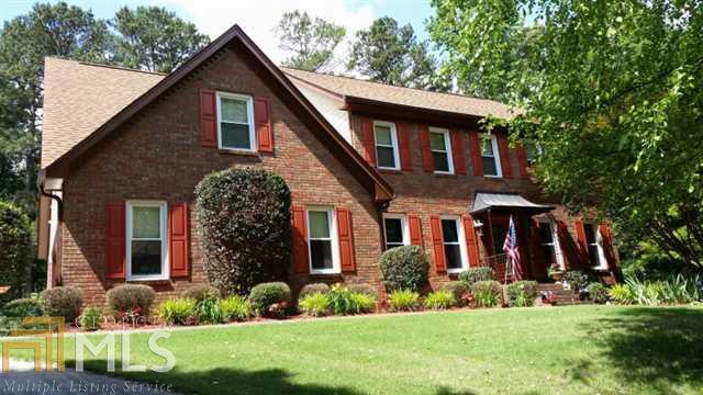 Privacy and Space in this immaculate 5BR (+1 bonus room)/3.5BA located in quiet cul-de-sac. Updated kitchen w/breakfast area and sunroom Large master suite w/ Walk in closet Beautiful Spa Bath. Wooded backyard w/pool overlooking large landscaped yard! Spacious finished basement equipped w/kitchen Perfect for In-Law Suite Workshop w/garage door! This home is Move-in ready!