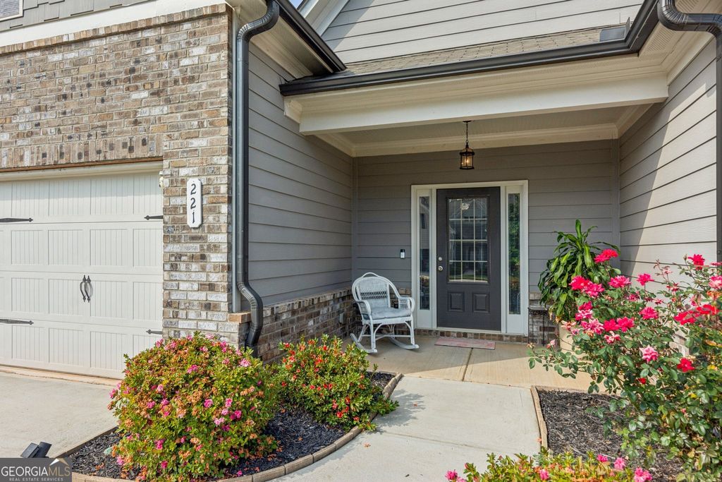 Photo of 221 Charlotte Drive, Hoschton, GA 30548 (MLS # 10700087)