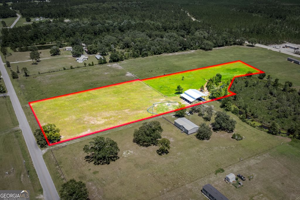 Photo of 310 Farm Road, Saint George, GA 31562 (MLS # 10794689)